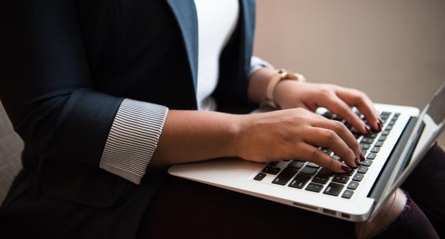 Jedna literka mniej w adresie e-mail i... ładunek przepadł